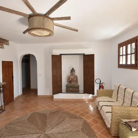 别墅 El Retiro 圣埃乌拉利亚